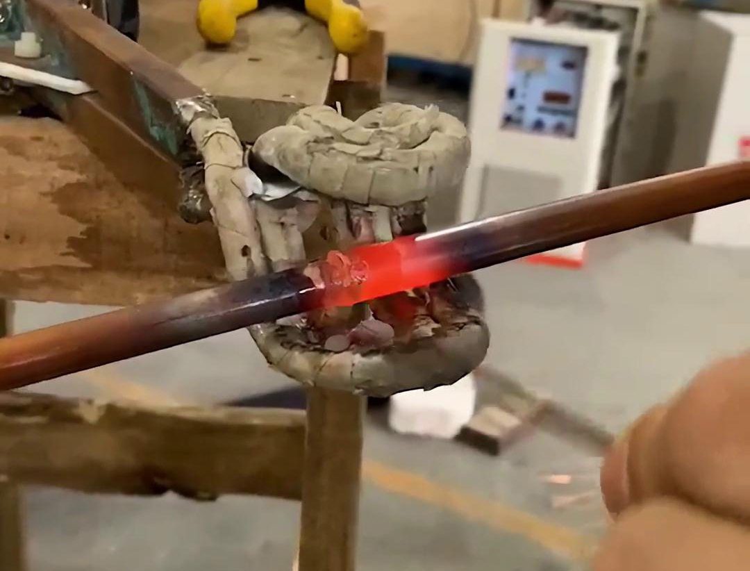 手持式高頻焊機(jī)，橫豎焊接銅管，方便操作